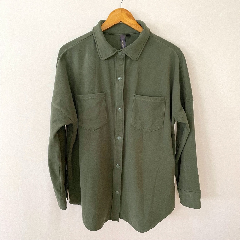 MONDETTA Women's XL Sage Green Super Soft Long Sleeve Button Front Shirt